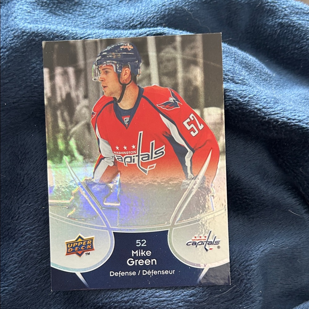 Upper Deck Hockey Trading Card - Red Jersey
